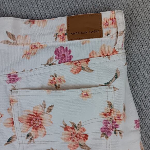 American Eagle Shorts Womens 10 White Floral Print Pleated Summer Cottagecore - Picture 8 of 14